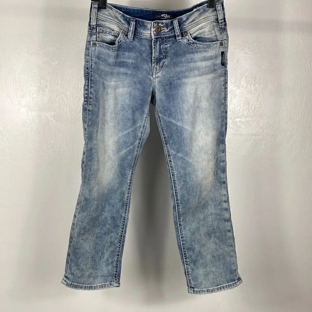 Silver Jeans Low Rise Berkeley Indigo Wash Capri size W28 L22